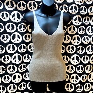 H&M GREY RIBBED V-NECKLINE TANK SZ 12